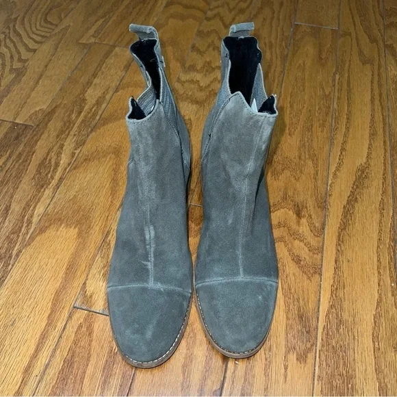 Toms Esme Tarmac Olive Green Suede Chelsea Heeled Boots Size 10 - Picture 4 of 12